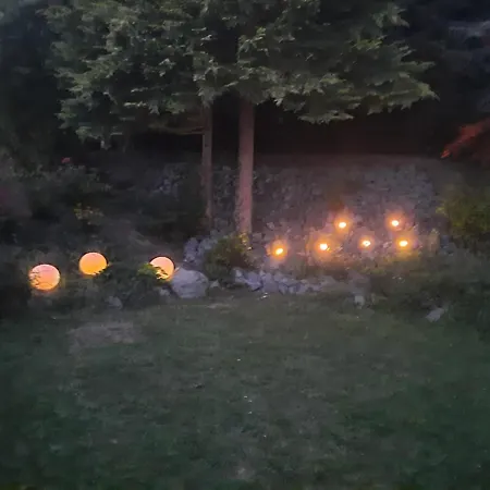 Idyll Mit Loggia Und Garten Daire